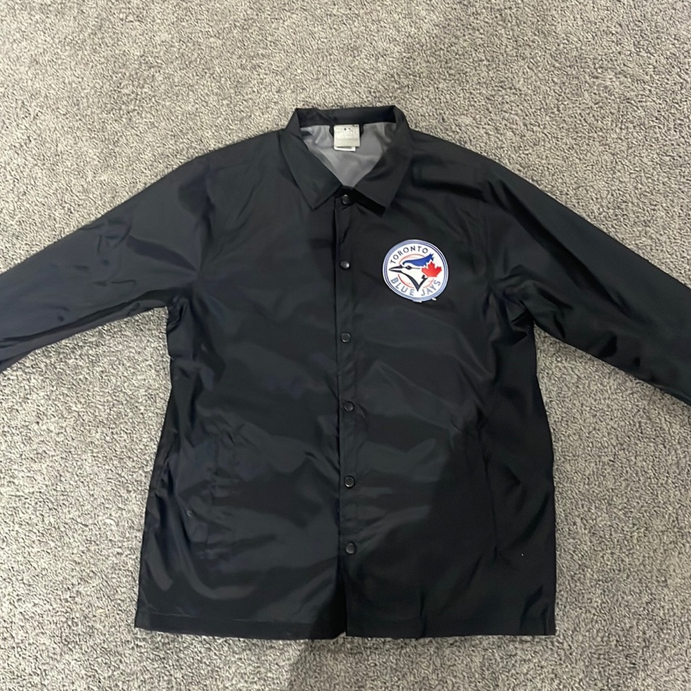Toronto blue jays Jacket . Wind breaker style , mens US M